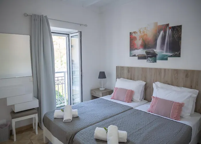Paola House Agios Stefanos